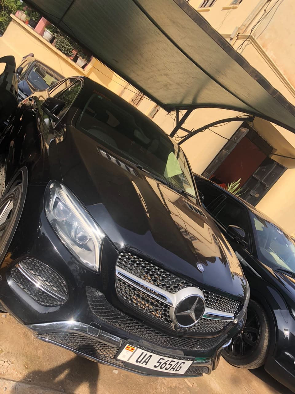 2017 Mercedes-Benz E-Class Coupé thumbnail 2