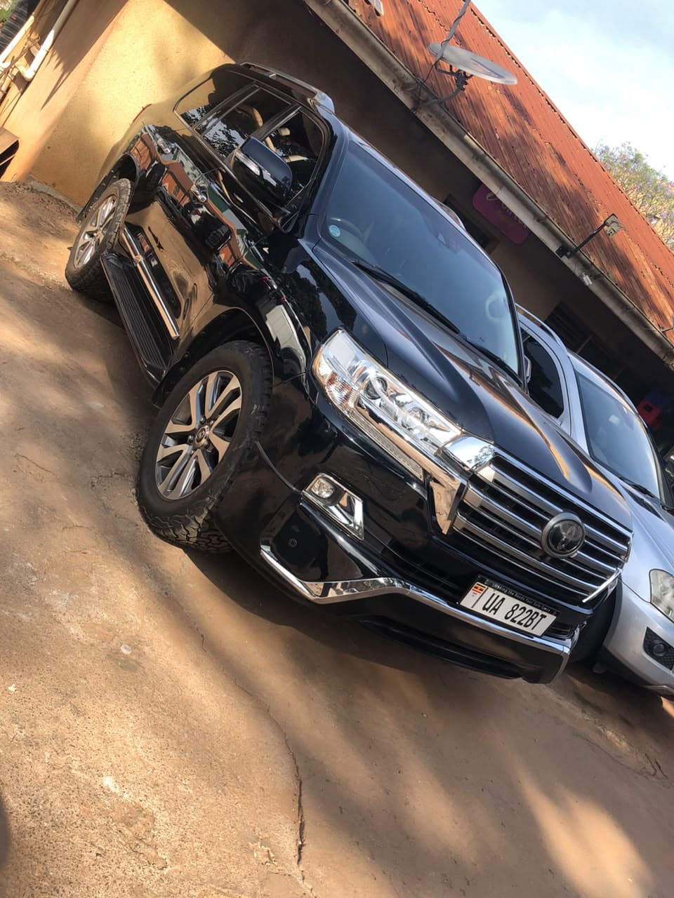 2018 Toyota Noah thumbnail 2